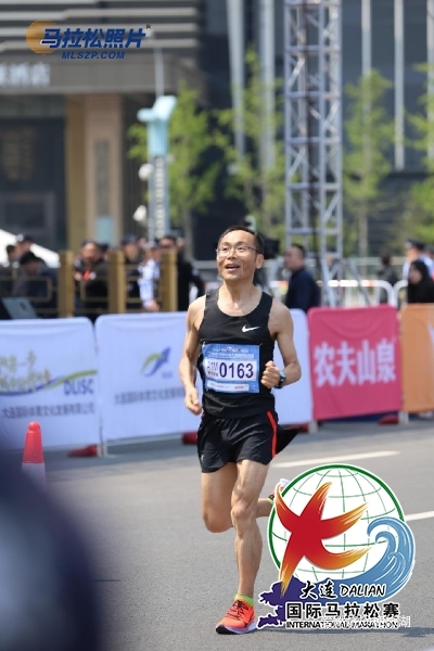 首个大马献给妈妈—2019大连马拉松记录