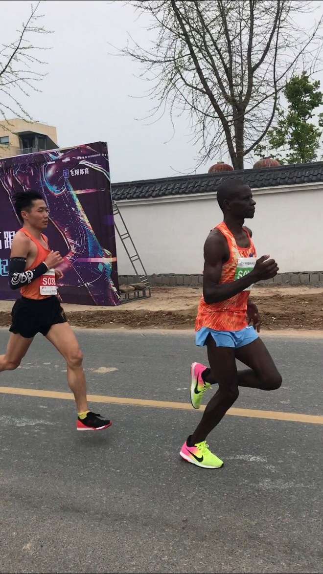 岑万江：修理工出身的“50公里超马中国一哥”