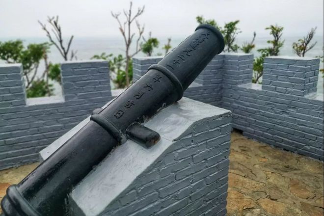 越过山丘，在大连