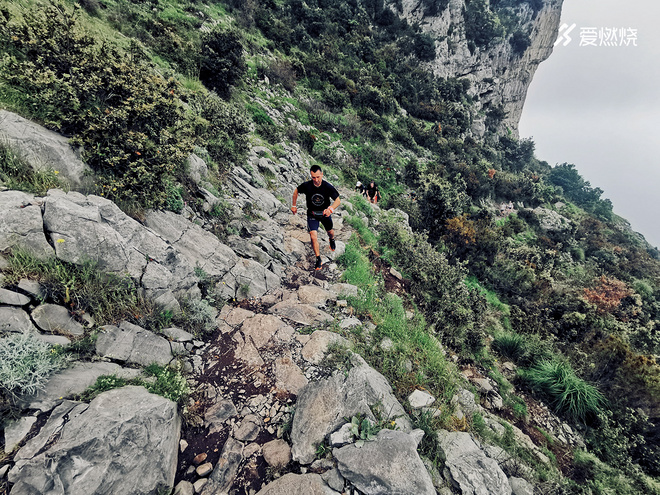 定制一双独一无二的越野跑鞋 只需要20分钟