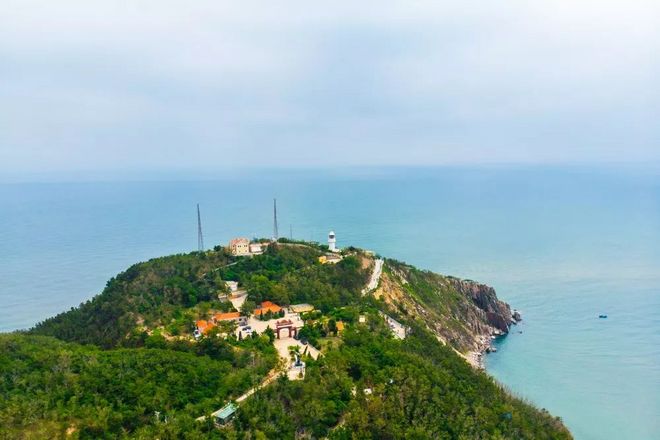 越过山丘，在大连