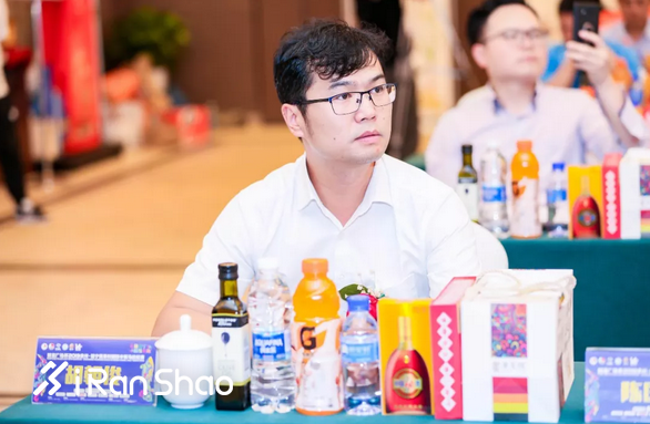 新闻发布会 | 6·29黄马与您相约镇宁浪漫奔跑