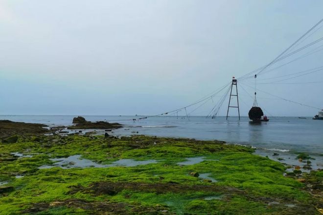 越过山丘，在大连