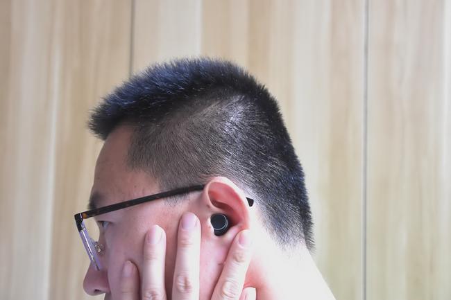 戴上就不会掉的蓝牙耳机，推荐给跑者们看看，南卡N2真无线蓝牙运动耳机