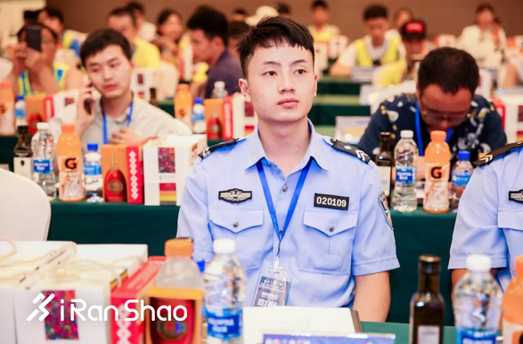 新闻发布会 | 6·29黄马与您相约镇宁浪漫奔跑