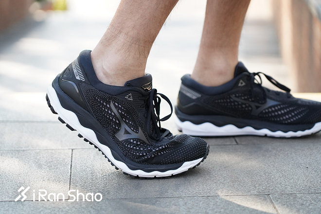 跑鞋 | 鞋面缓震双升级 MIZUNO WAVE SKY 3