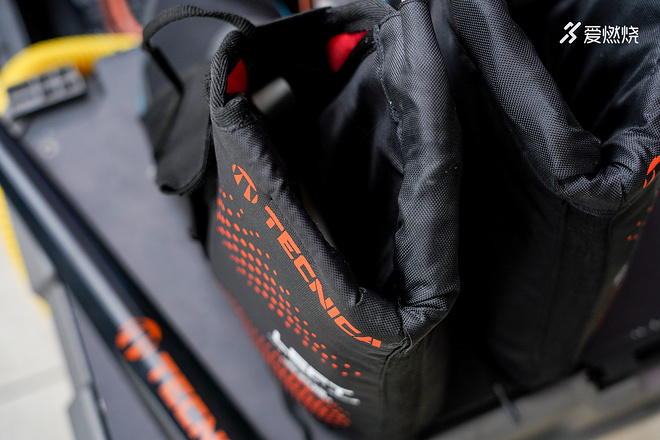 定制一双独一无二的越野跑鞋 只需要20分钟