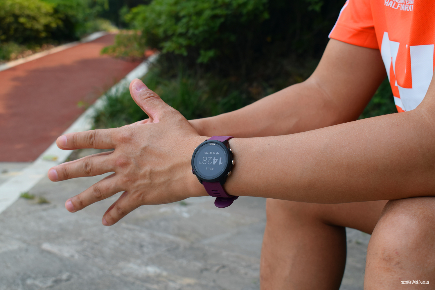 245，Garmin对跑者最大的诚意|Garmin Forerunner 245跑步手表