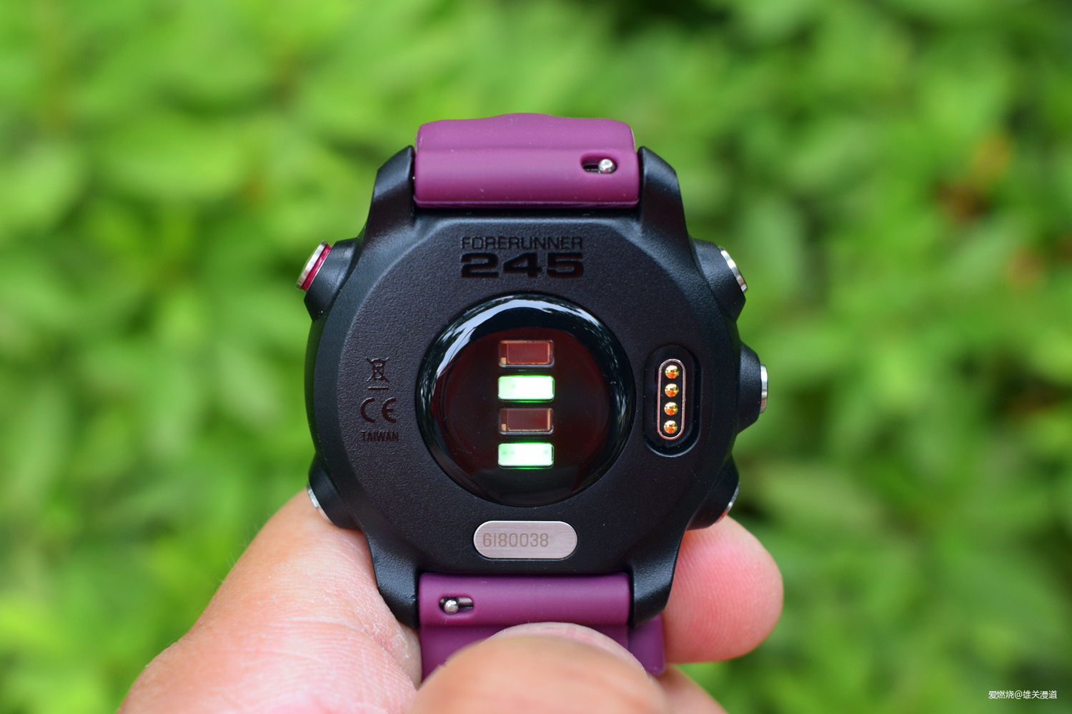 245，Garmin对跑者最大的诚意|Garmin Forerunner 245跑步手表