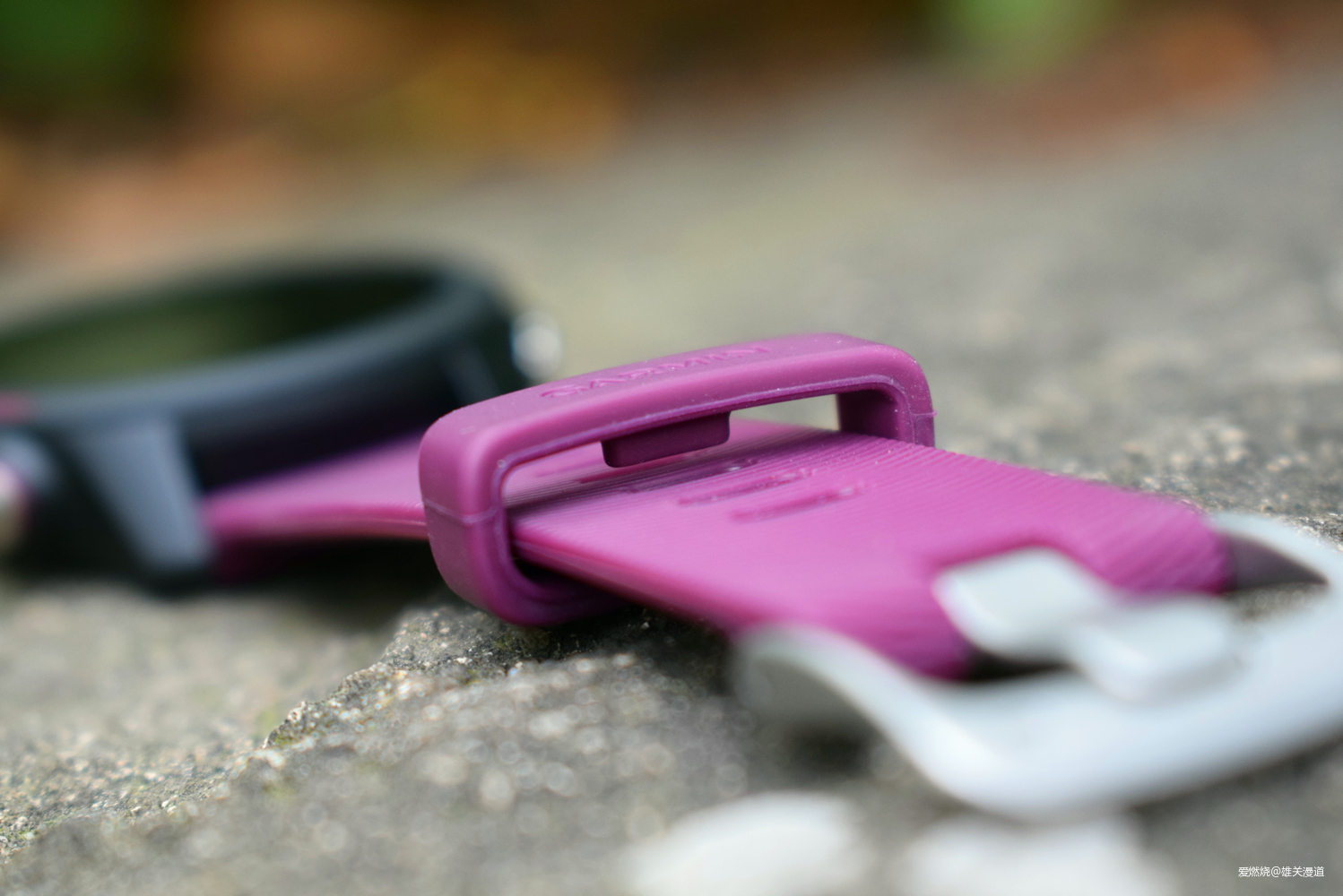 245，Garmin对跑者最大的诚意|Garmin Forerunner 245跑步手表