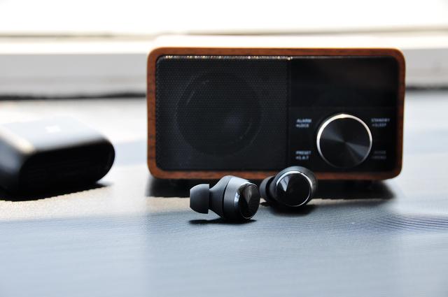 “无线”活力，畅享自如，JEET Air Plus无线运动耳机体验