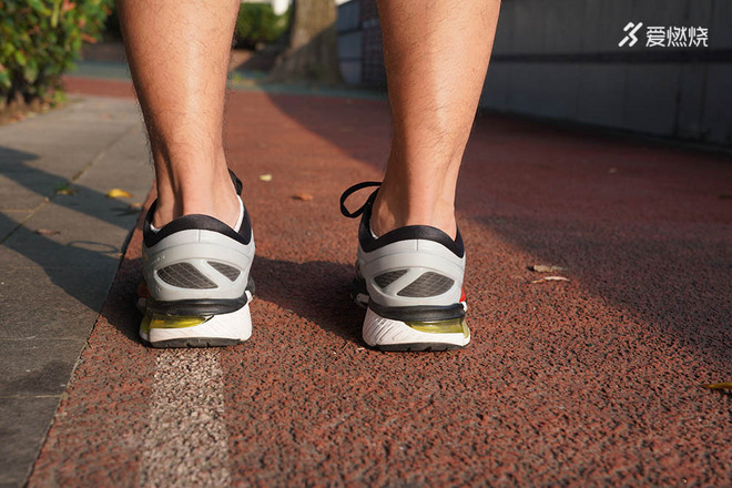 跑鞋 | ASICS最强稳定系跑鞋 KAYANO 26评测