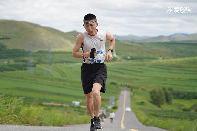 与adidasTERREX一起，越山向海