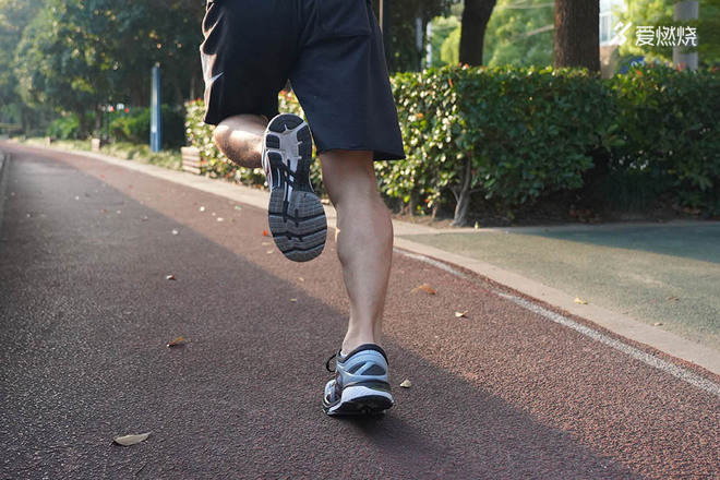 跑鞋 | ASICS最强稳定系跑鞋 KAYANO 26评测