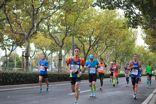 以速为名，成就飞凡