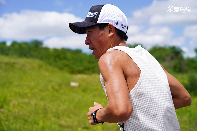 与adidasTERREX一起，越山向海