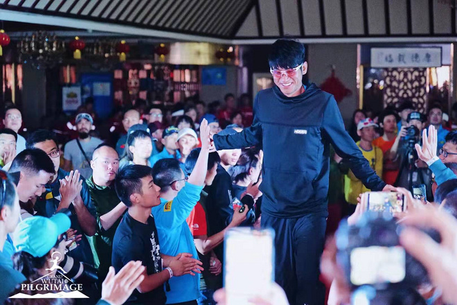 专访 | 爱跑步更要爱生活 冠军背后的故事