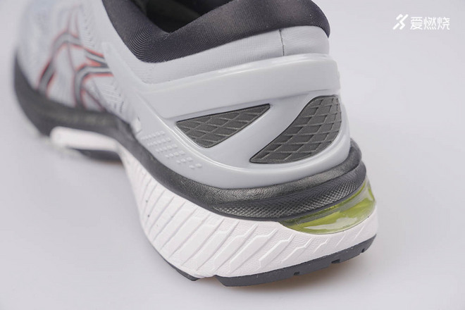 跑鞋 | ASICS最强稳定系跑鞋 KAYANO 26评测