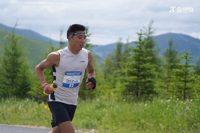 与adidasTERREX一起，越山向海