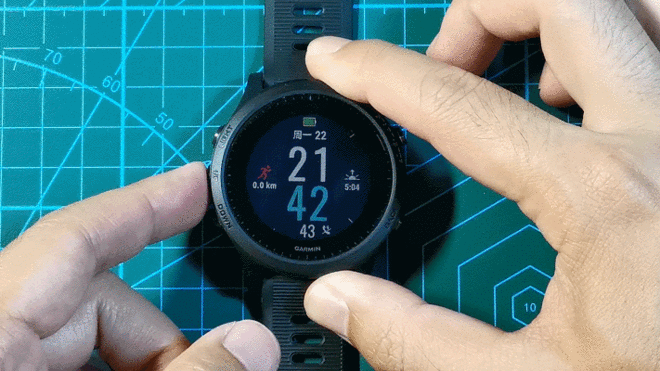 COROS VERTIX和GARMIN FR945谁更能打？你想看的数据对比这里都有