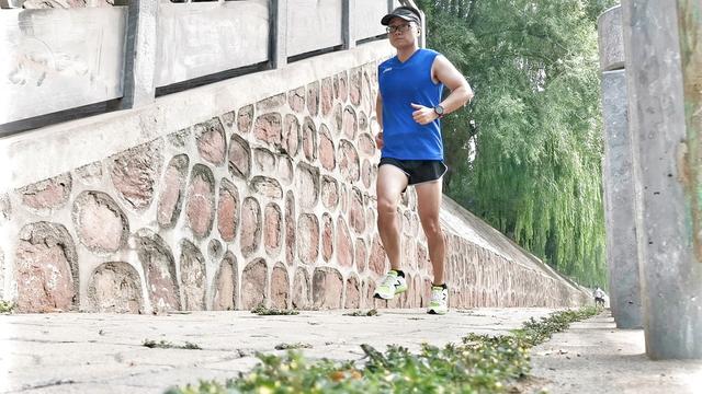 “无线”活力，畅享自如，JEET Air Plus无线运动耳机体验