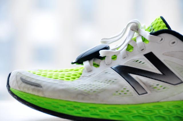 咕咚跑步精灵VS Garmin“绿豆芽”，谁更有资格做跑者的“贴身私教”？