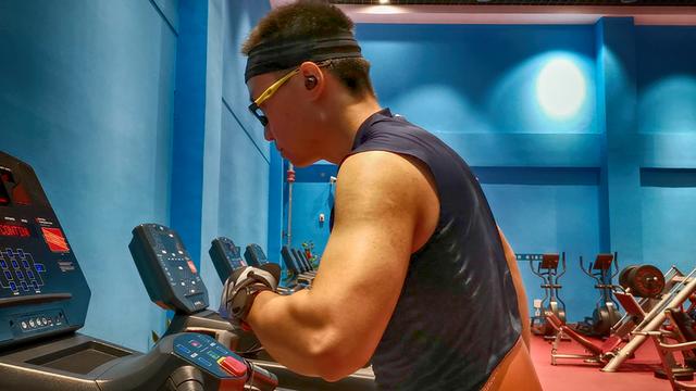 “无线”活力，畅享自如，JEET Air Plus无线运动耳机体验