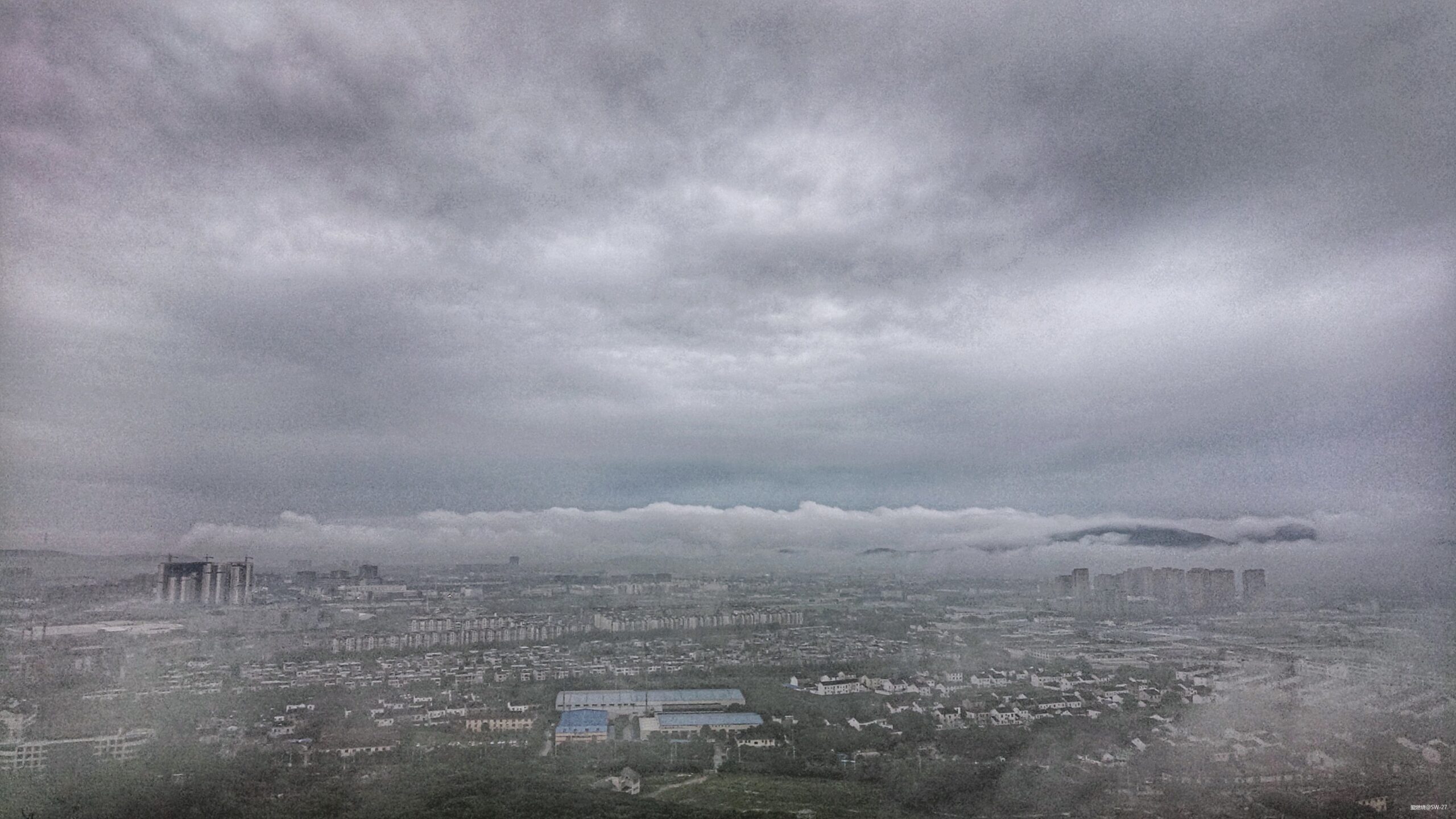穿过黑暗到黎明，仲夏雨夜姑苏跑山——「锦衣夜行」记