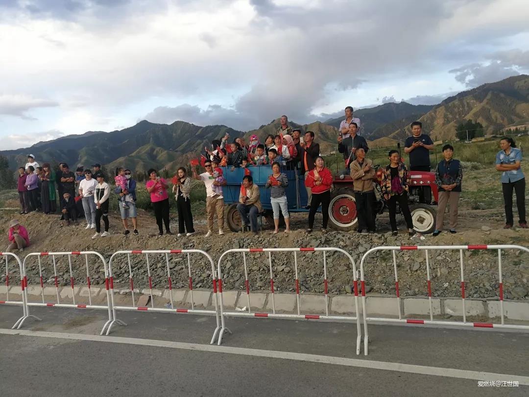 奔跑在希望的原野上——吉木萨尔天山马拉松靠背喀纳斯168