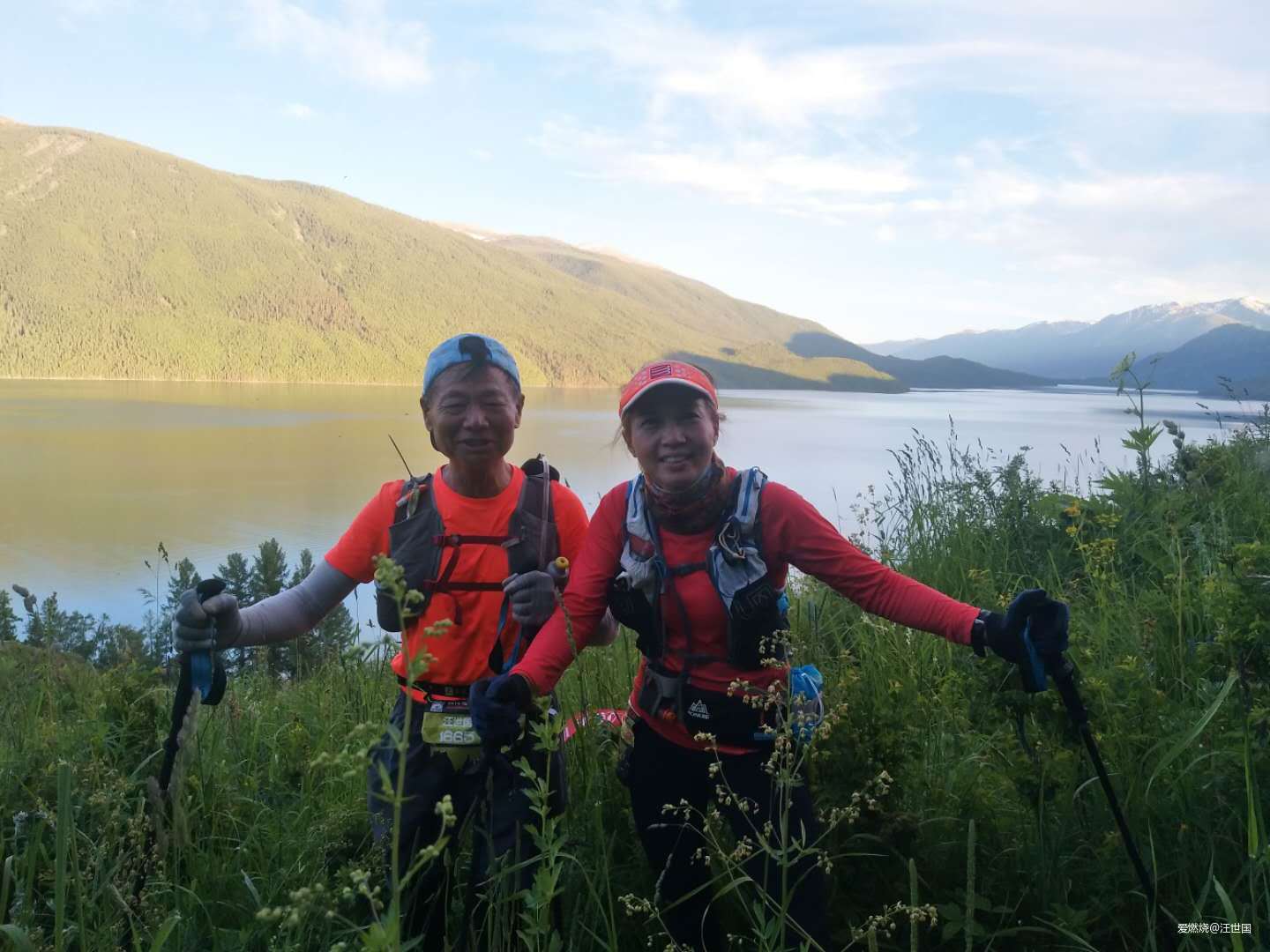 喀纳斯１６８ 在花海中放飞