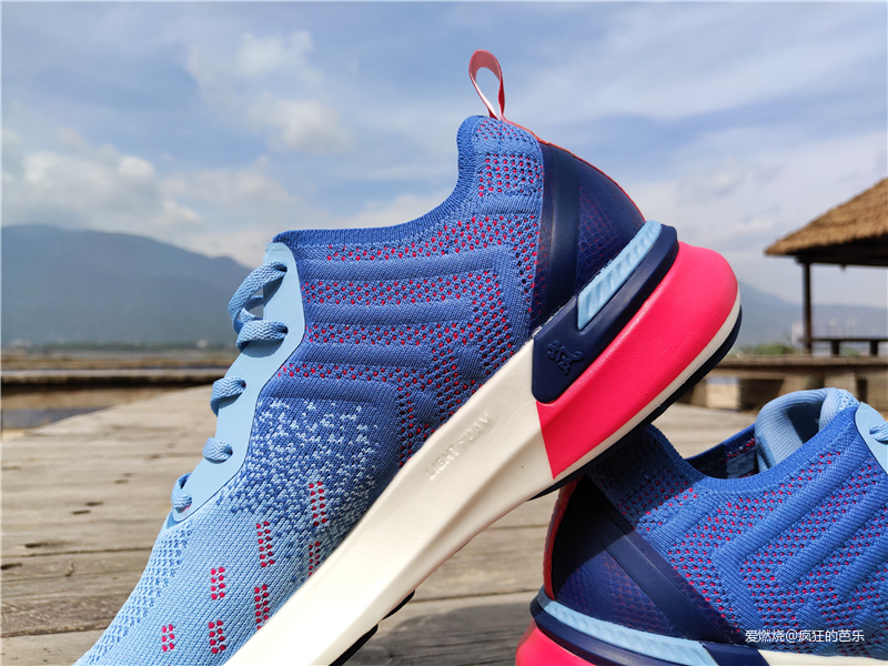 稳若磐石，凭“岚”而立——李宁2019岚跑鞋评测