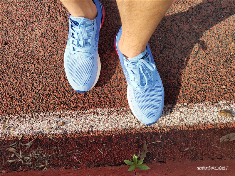 稳若磐石，凭“岚”而立——李宁2019岚跑鞋评测