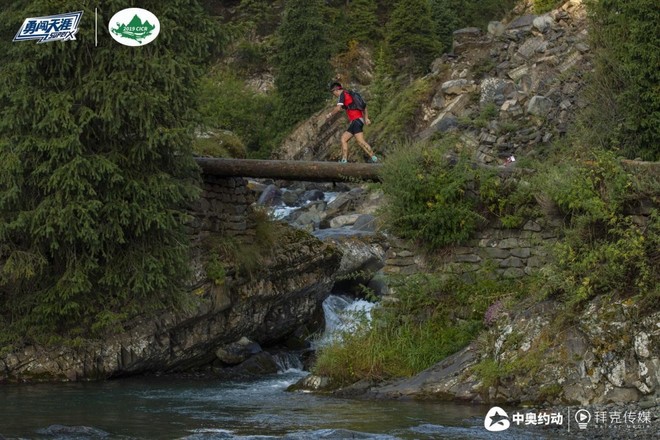 2019首届“勇闯天涯”杯车师古道国际越野赛圆满结束