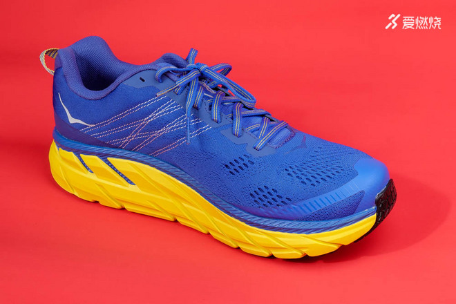 跑鞋 | 想体验踩弹簧感？超强缓震跑鞋 Clifton 6评测