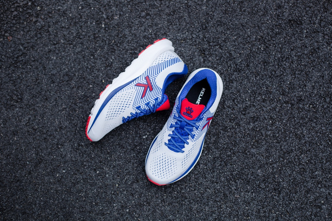 随着军运火炬传递，卡尔美KELME Broadway跑鞋全面上市