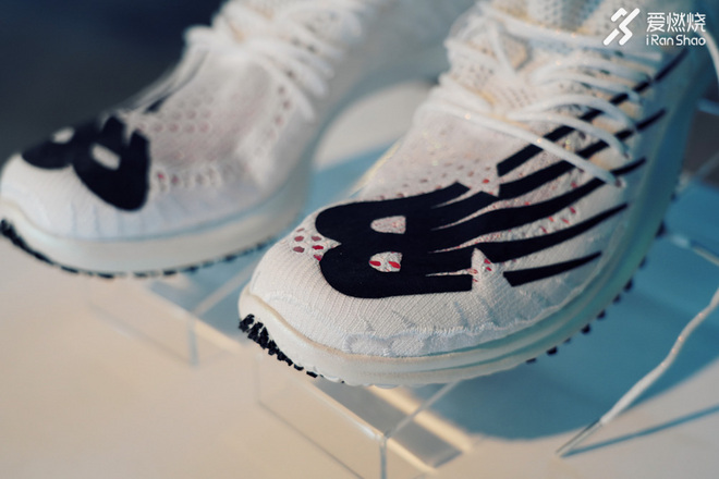 跑鞋 | 驱雷掣电 New Balance FuelCell Propel评测