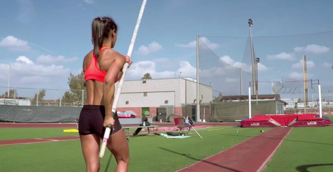 田径场上那些有颜能“打”的女将们