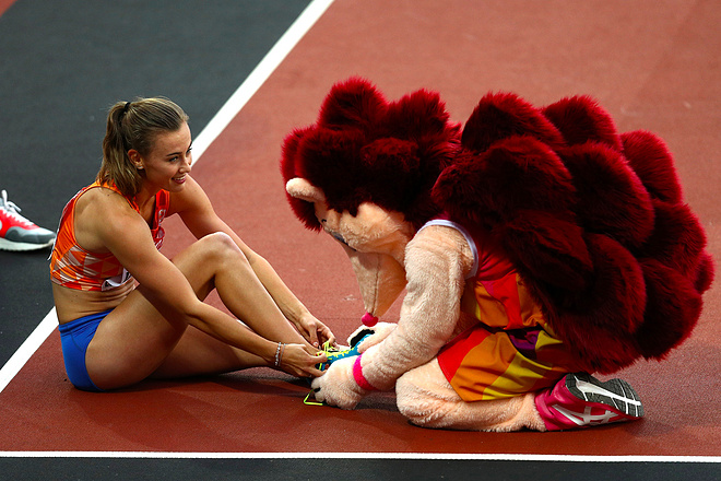 田径场上那些有颜能“打”的女将们