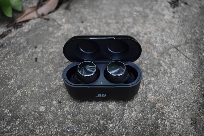 业内新贵、高配低价|JEET AIR PLUS无线蓝牙耳机