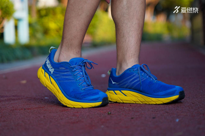 跑鞋 | 想体验踩弹簧感？超强缓震跑鞋 Clifton 6评测