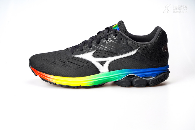 开箱丨MIZUNO WAVE RIDER 23 精益求精的专业跑鞋