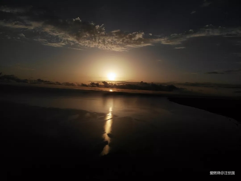 环湖赛道越野风景 五日五马感受很爽