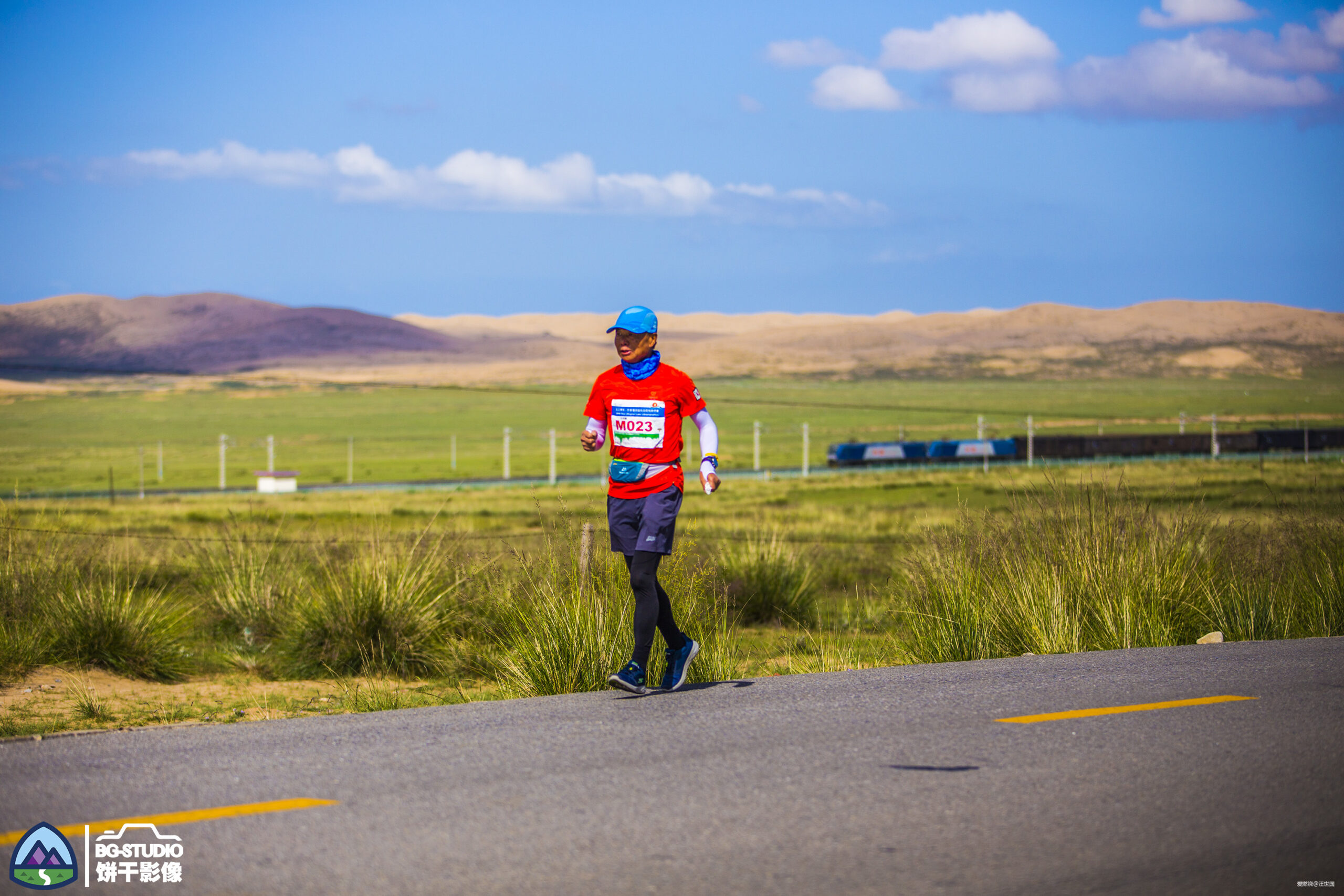 环湖赛道越野风景 五日五马感受很爽
