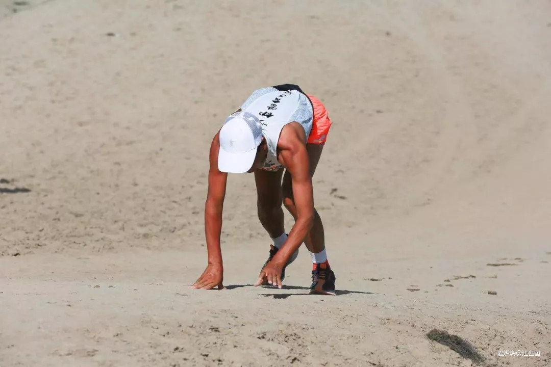 环湖赛道越野风景 五日五马感受很爽