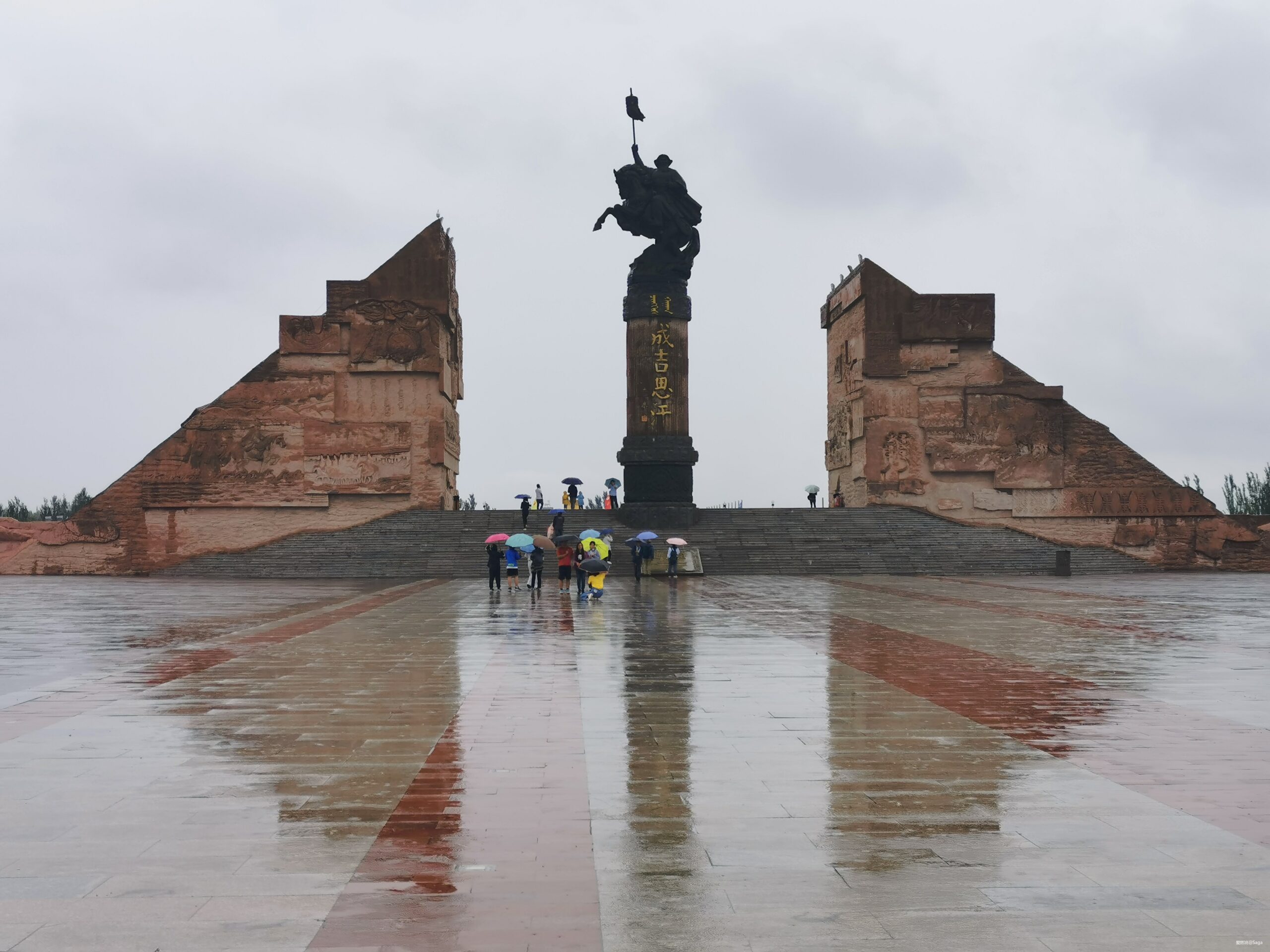 鄂尔多斯村跑：躁动夏天不停歇！让我在下雨的草原撒点野