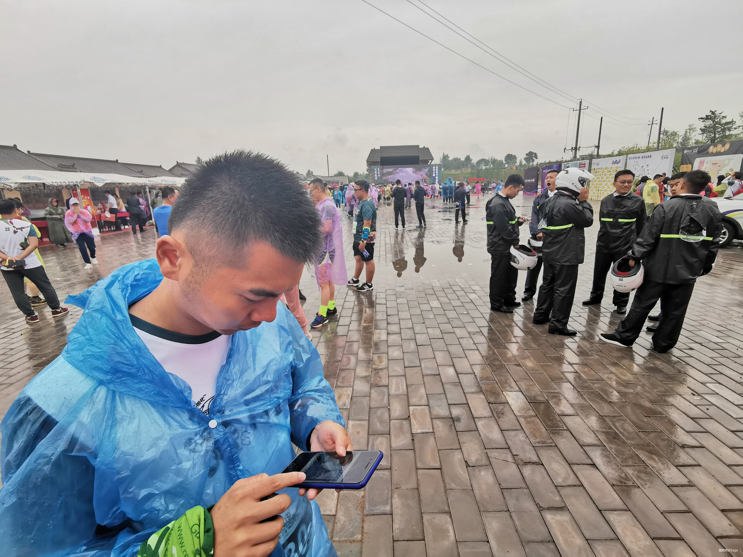 鄂尔多斯村跑：躁动夏天不停歇！让我在下雨的草原撒点野