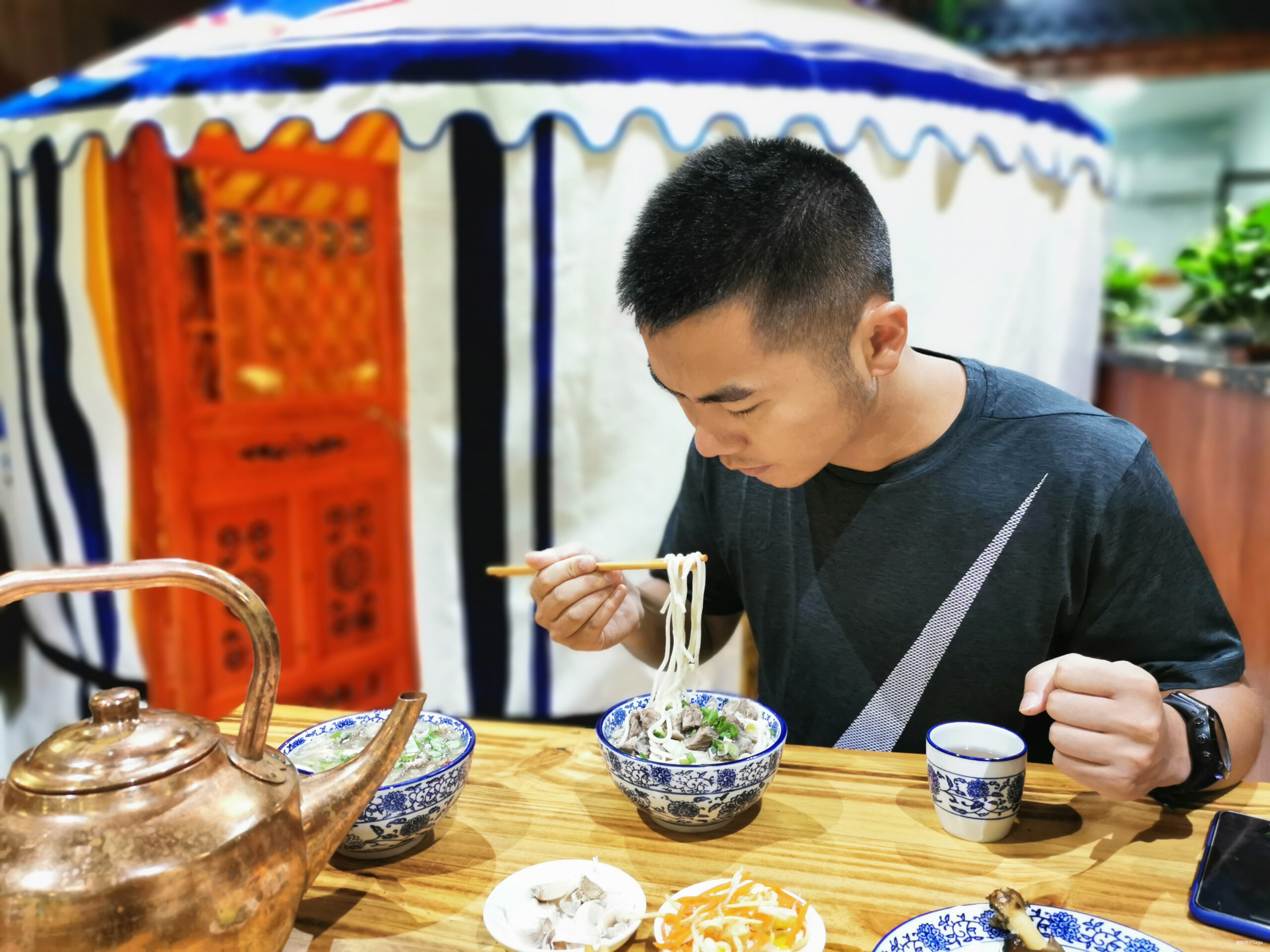 鄂尔多斯村跑：躁动夏天不停歇！让我在下雨的草原撒点野