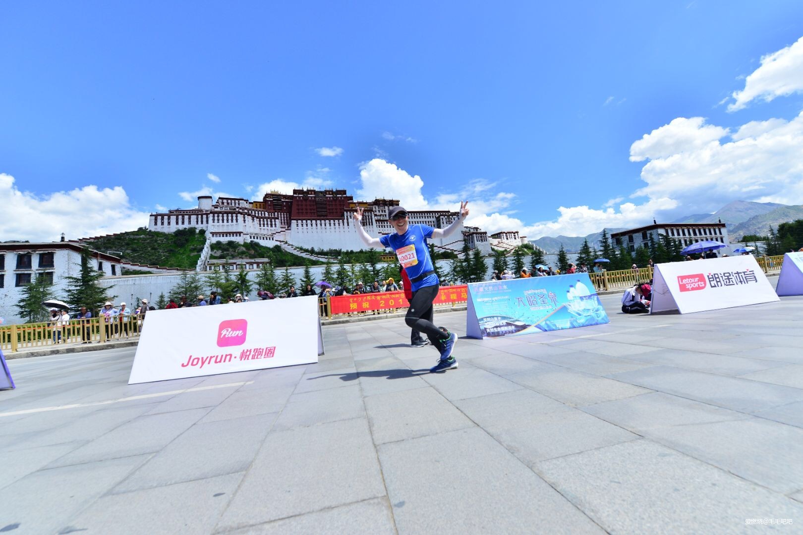 求是蓝飘扬在高原——2019拉萨马拉松赛记