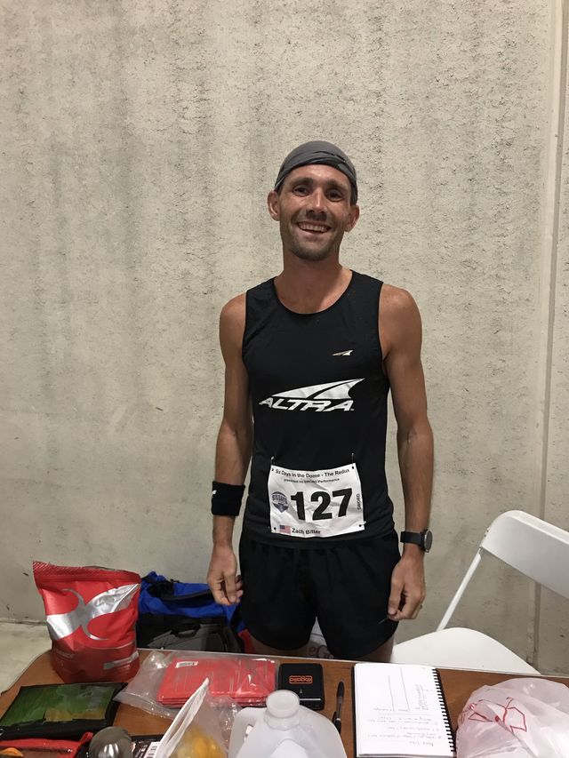 百英里12小时超马纪录双双告破 | 跑圈十件事