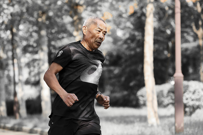 跑将人物 | 平凡之路，每一歩都是热爱的理由